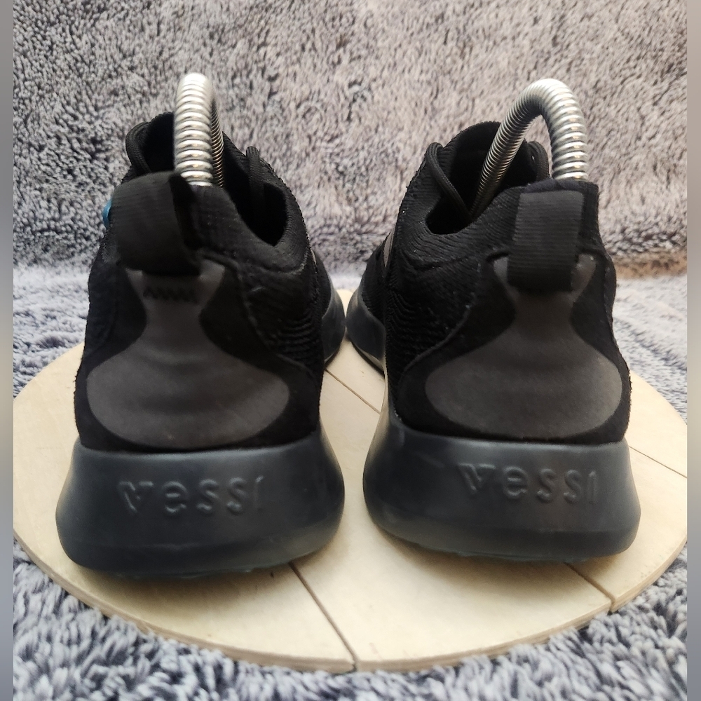 Vessi Everyday 2.0 Running Shoes Sneakers Women's Size 8 Waterproof Black - Picture 7 of 9